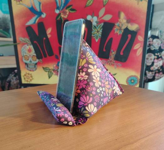 Le BIGOPOUF pourpre, support de tlphone et tablette
