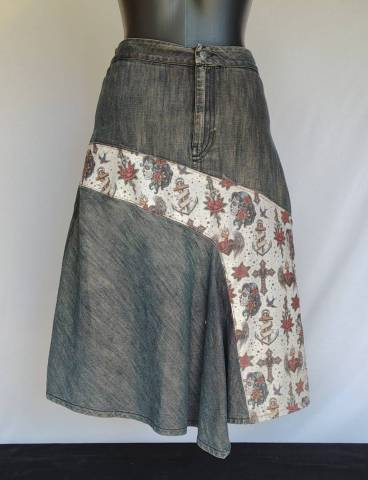 Jupe en jean personnalis�e