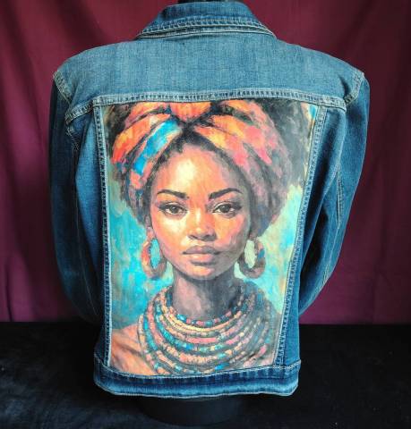Veste en jean customis�e Queen